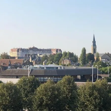 Proche - Piscine Chauffee - Jacuzzi - Sauna דוביל