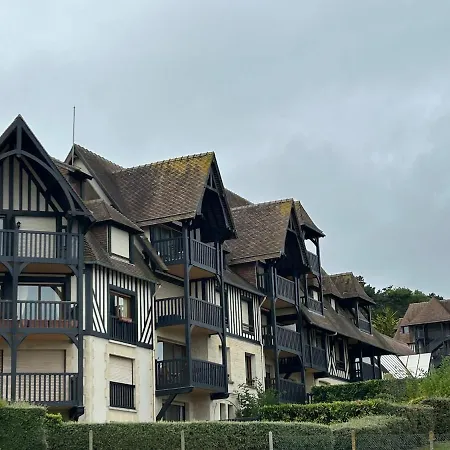 Proche - Piscine Chauffee - Jacuzzi - Sauna * דוביל