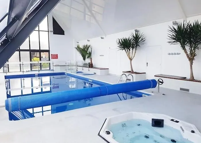 公寓 Proche - Piscine Chauffee - Jacuzzi - Sauna