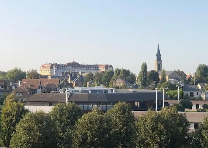 Proche - Piscine Chauffee - Jacuzzi - Sauna Довиль